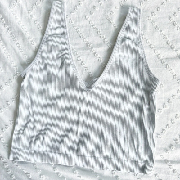 Colsie V Neck Scoop Neck Ribbed Cropped Tank Stretch Grey Size XL Lounge - Picture 1 of 4
